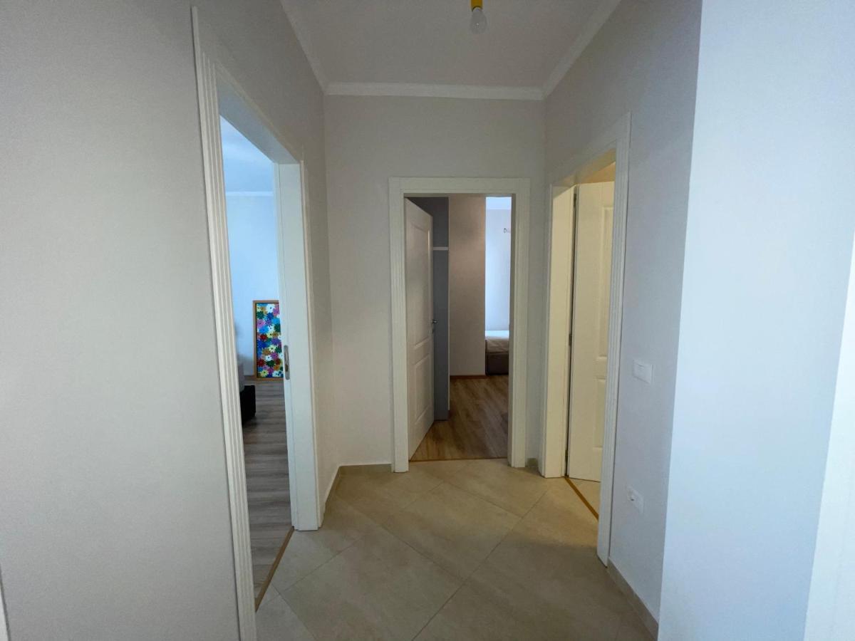Peak Apartment Modern Durres City Centre #2 المظهر الخارجي الصورة